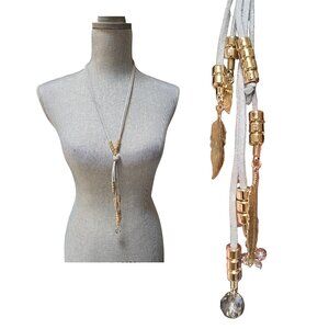 Free Press Women's Trendy Light Gray Gold Plated Knot Charm Necklace NWT